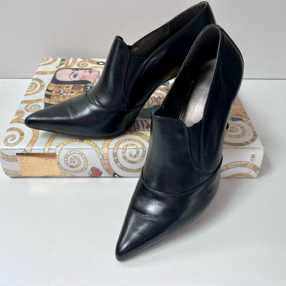 EUC Talbots Black Leather Petra Booties